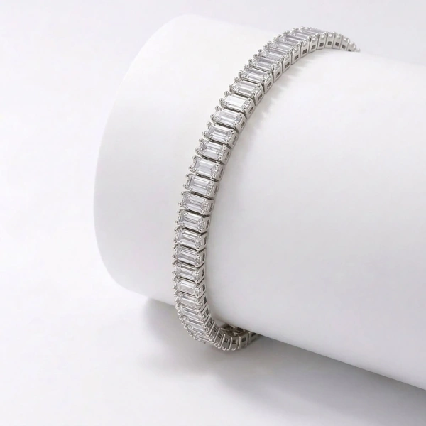 Moncuk Design 5mm Beyaz Zirkon Taşlı Ayarlanabilir Su Yolu Kadın Bileklik 3351KBV4D3