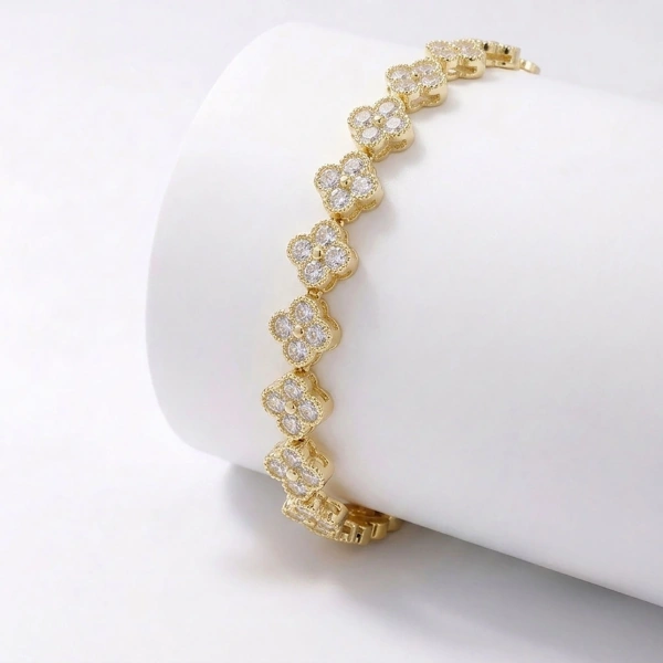 Moncuk Design 8 mm Beyaz Zirkon Taşlı Ayarlanabilir Çiçek Kadın Bileklik 3351KBV6D2