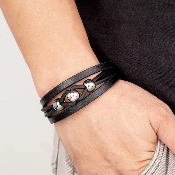 Moncuk Design Çelik Top Ve Siyah Deri Bileklik 33514B8D1