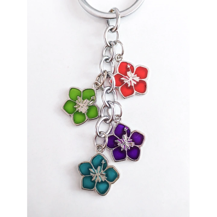5 Yapraklı Yonca Karışık Renk Metal Anahtarlık