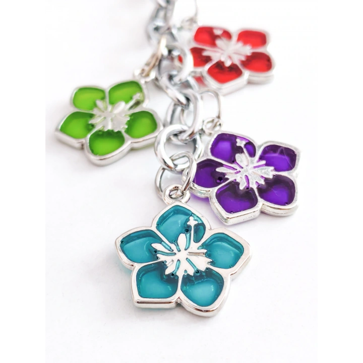 5 Yapraklı Yonca Karışık Renk Metal Anahtarlık