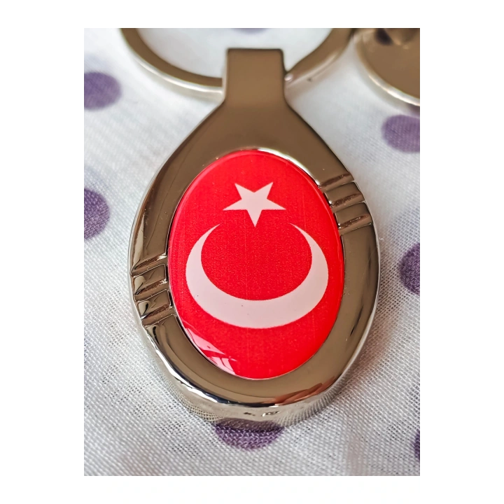 Kırmızı Türk Bayraklı Oval Metal Anahtarlık