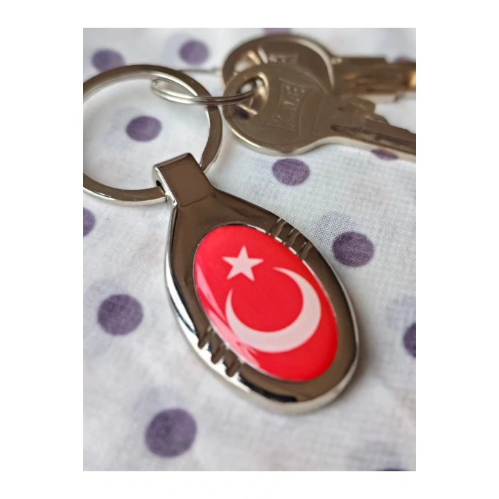 Kırmızı Türk Bayraklı Oval Metal Anahtarlık