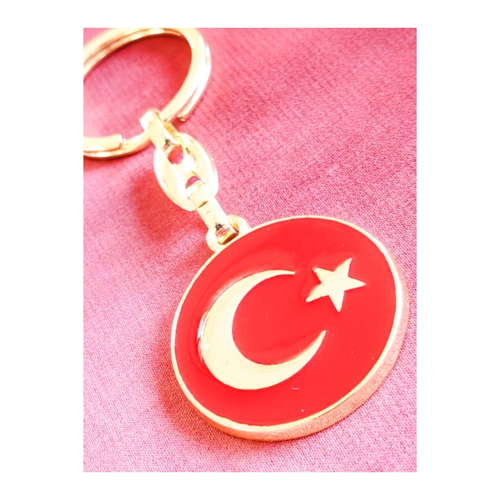 Yuvarlak Kırmızı Zeminde Sarı Altın Renkli Ay Yıldız Figürlü Anahtarlık
