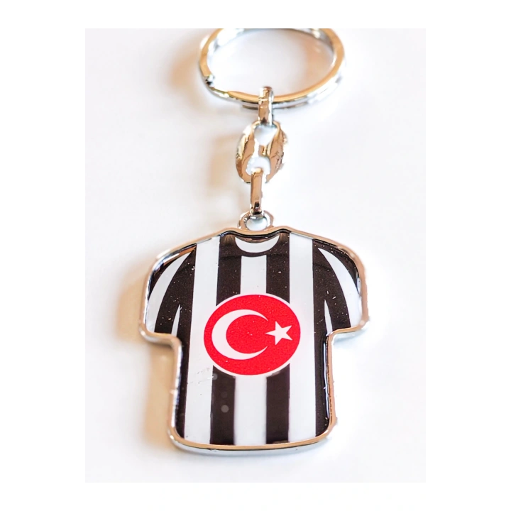 Siyah Beyaz Takım Formalı Metal Anahtarlık