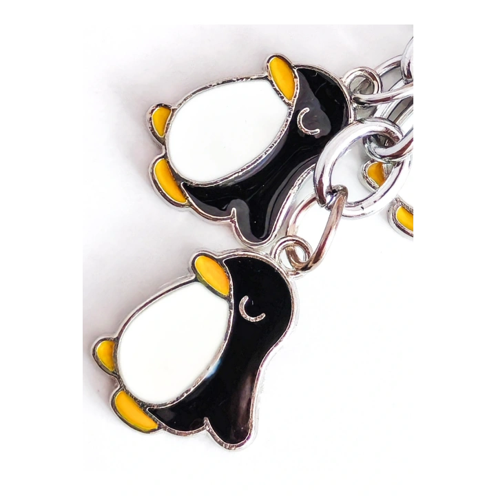 Sevimli Penguenlerden Metal Anahtarlık