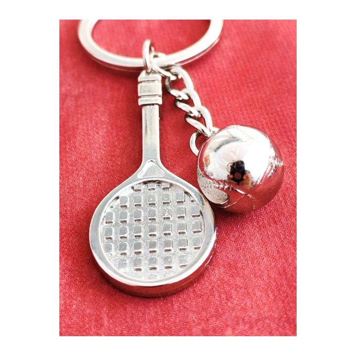 Gümüş Rengi Tenis Raketi ve Tenis Topu Şeklinde Metal Anahtarlık