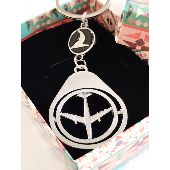 Hareketli Uçak Figürlü Metal Anahtarlık