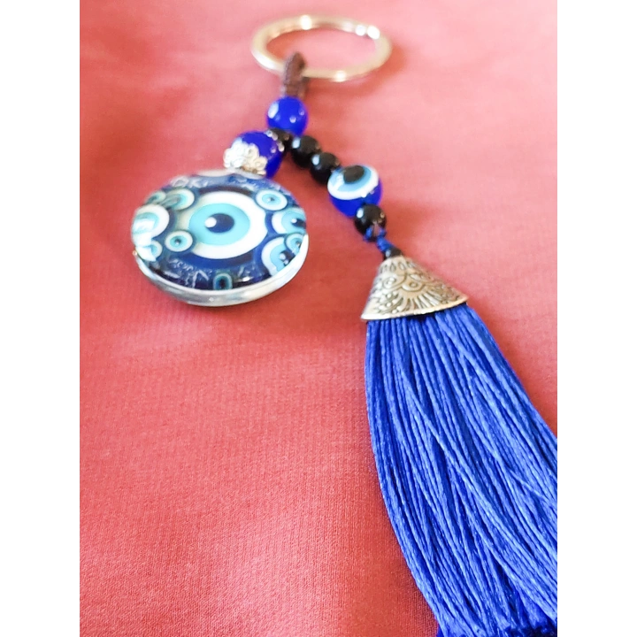 Mavi Püsküllü Desenli Cam Anahtarlık