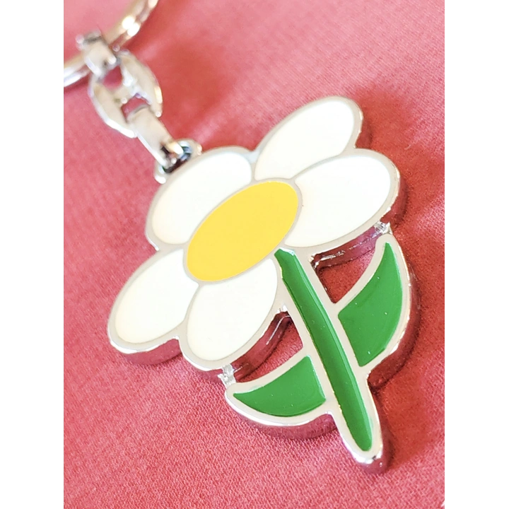 Beyaz ve Yeşil Papatya Metal Anahtarlık