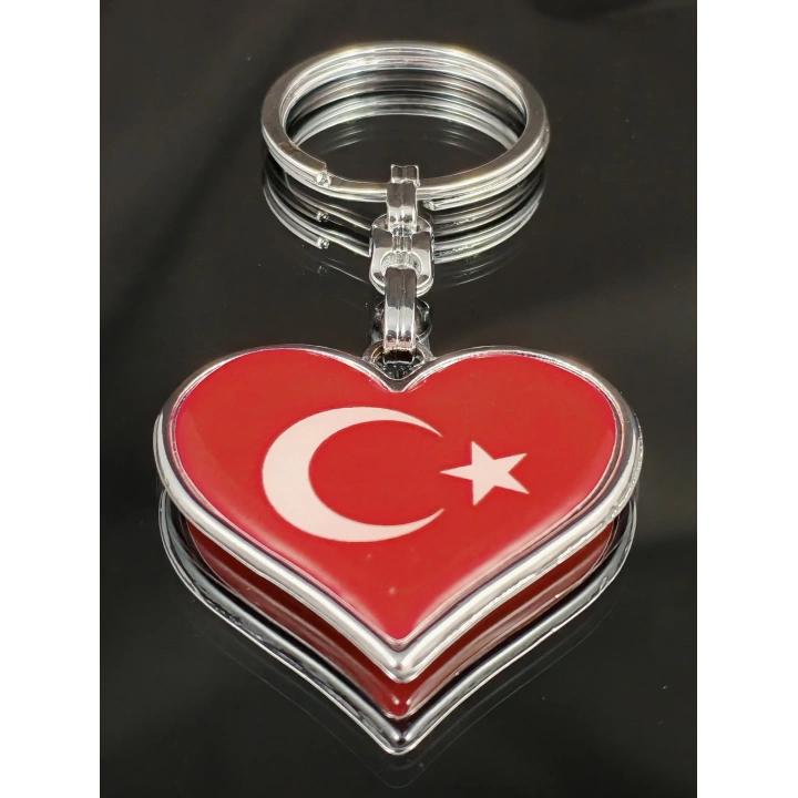 Kalp Şeklinde Kırmızı Türk Bayraklı Metal Anahtarlık