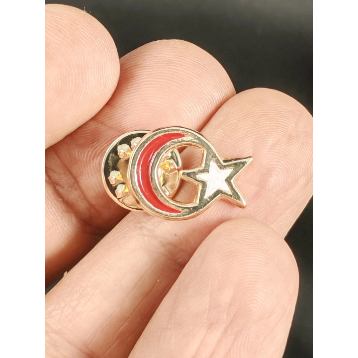 Kırmızı Ay beyaz Yıldızlı Metal Rozet