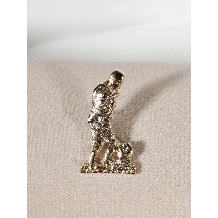 Kabartmalı Atatürk Silüetli  Metal Rozet