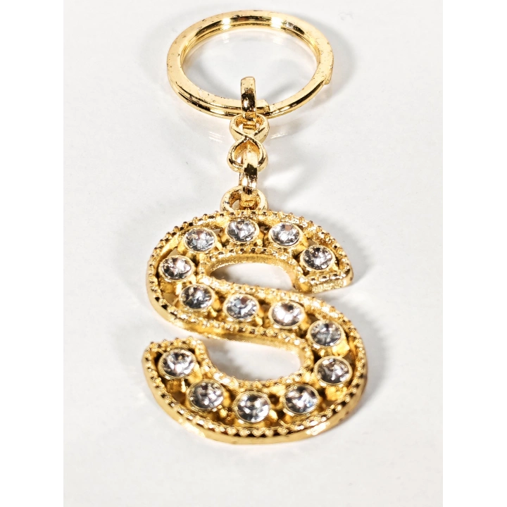 Taşlı S Harfi Gold Metal Anahtarlık – Kişisel Zarafet, Işıltılı Tasarım ve Şık Dokunuş