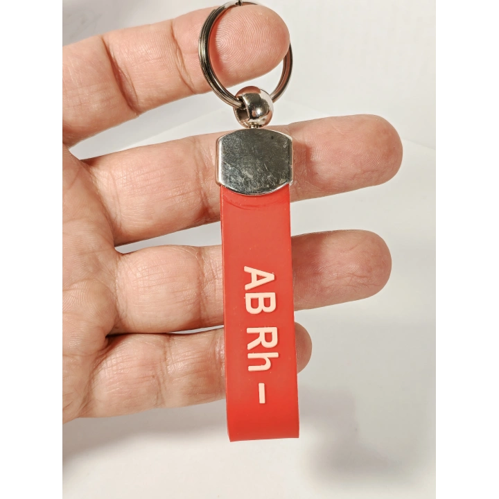 AB Rh(-) Negatif Kan Grubu Silikon Anahtarlık – Acil Durumlar İçin Hayati Bilgi