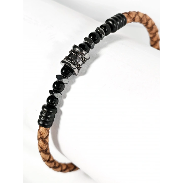 Kahverengi Örgü Deri ve Zirkon, Hematit, Oniks Taşlı Yaylı Erkek Bileklik – Doğal Şıklık ve Modern Detaylar