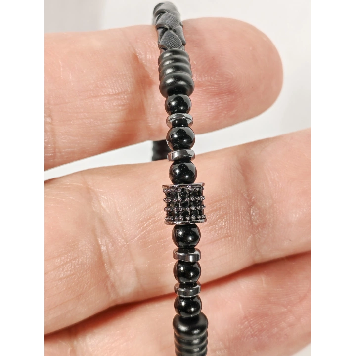 Siyah Örgü Deri ve Zirkon, Hematit, Oniks Taşlı Yaylı Erkek Bileklik – Doğal Şıklık ve Modern Detaylar