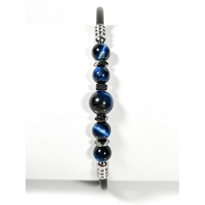 Siyah Minimal Bileklik – Mavi Kaplan Gözü, Oniks ve Hematit Taşların Modern Uyumu