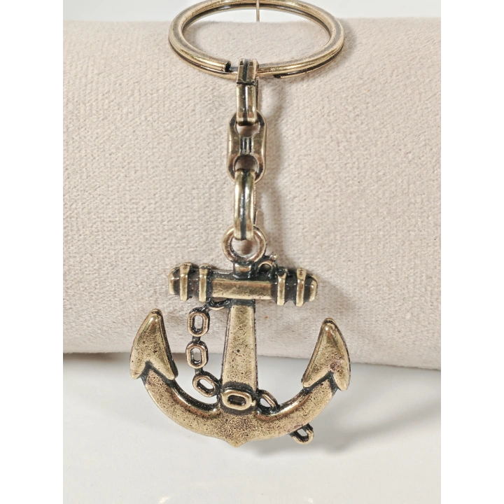 Antik Bronz Çapa Figürlü Metal Anahtarlık – Güven, Sadakat ve Zamansız Deniz Ruhu