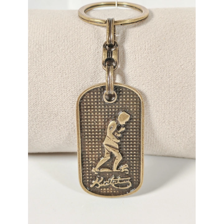 Antik Bronz Atatürk Figürlü Metal Anahtarlık – Saygı, Mücadele ve Zamansız Değer