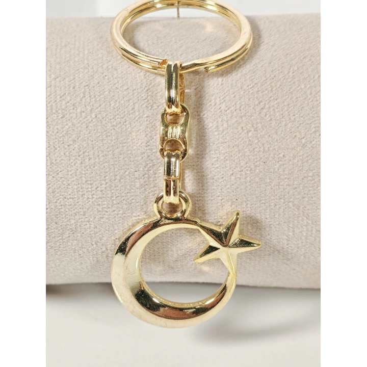 Altın Renk Ay Yıldız Figürlü Metal Anahtarlık – Milli Değerlerin Zarif ve Zamansız Sembolü