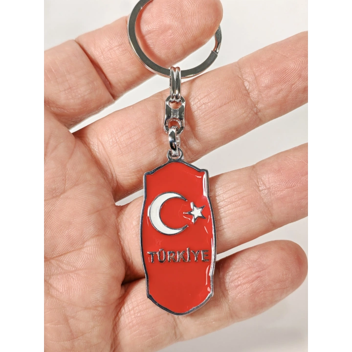 Kırmızı Ay Yıldız ve “Türkiye” Yazılı Metal Anahtarlık – Milli Sembollerin Şık Yorumu