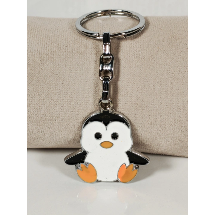 Penguen Figürlü Metal Anahtarlık – Sevimli Tasarım, Günlük Kullanıma Uygun Dayanıklı Aksesuar