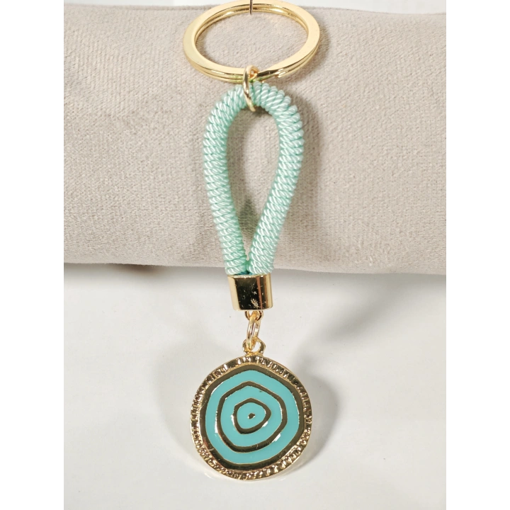 Mint Yeşili Örgü İpli Nazar Motifli Metal Anahtarlık – Zarif, Ferah ve Anlamlı Tasarım