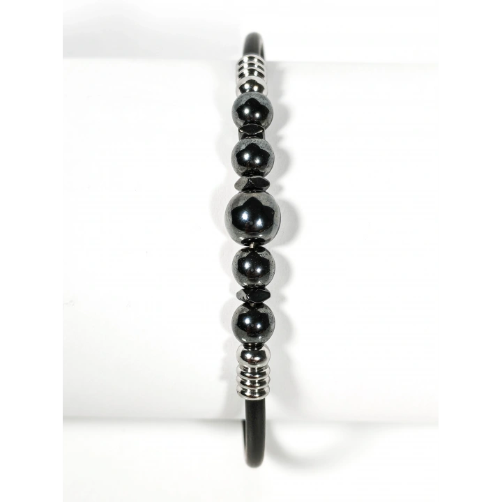Hematit Taşlı Yaylı Bileklik – Güç, Denge ve Modern Şıklığın Birleşimi