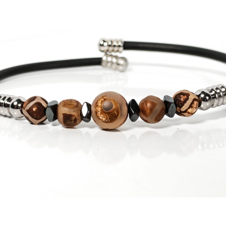 Tibet Akik Taşlı Yaylı Bileklik – Güç, Motivasyon ve Stres Dengeleyici Enerji