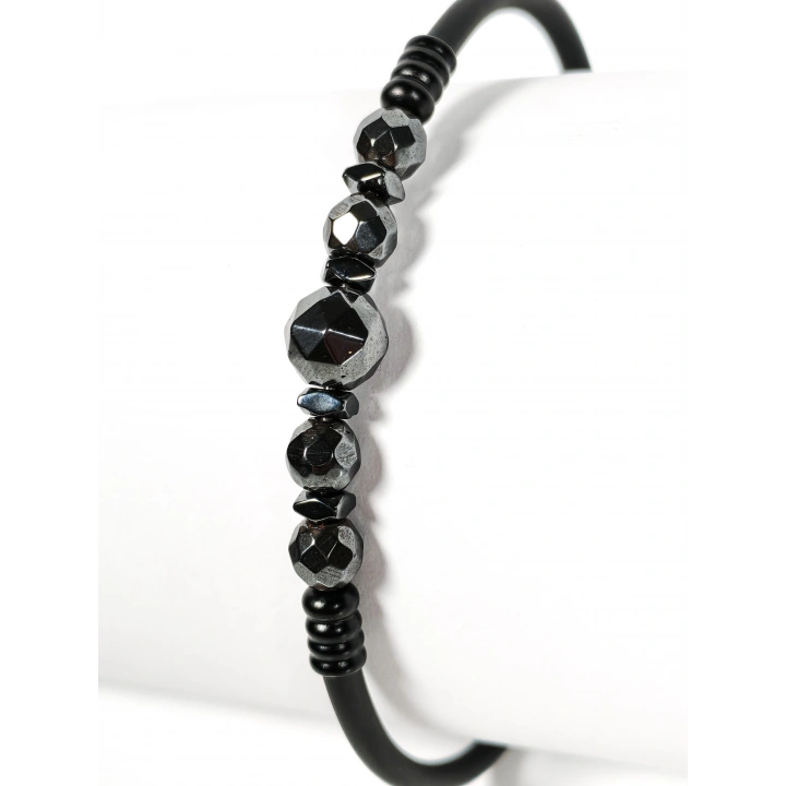 Fasetli Hematit Taşlı Yaylı Bileklik – Denge, Güç ve Topraklanma Enerjisi