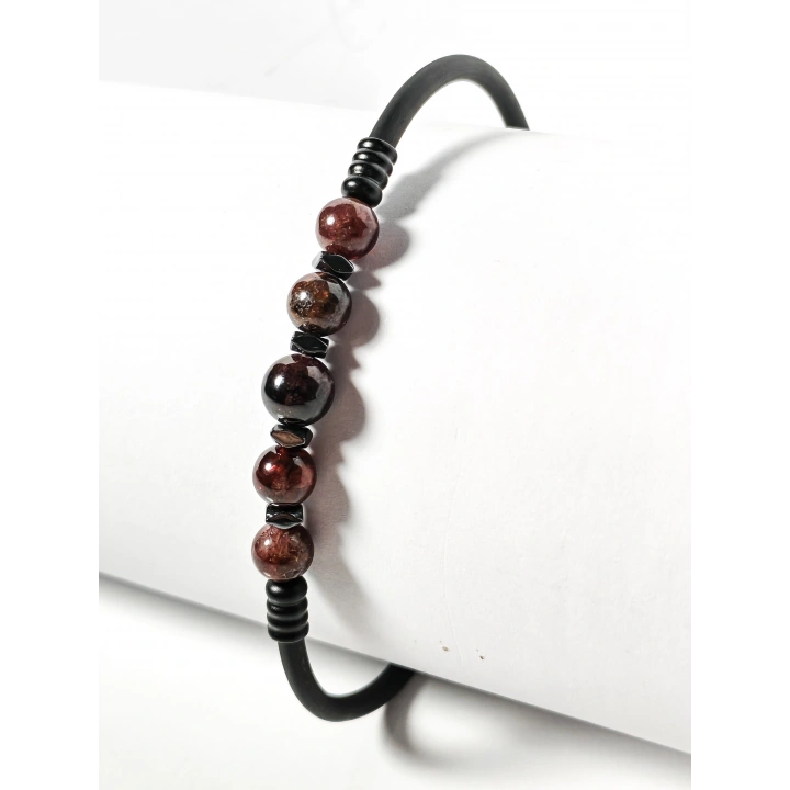 Garnet (Lal) Taşlı Yaylı Bileklik – Güç, Denge ve Yaşam Enerjisi