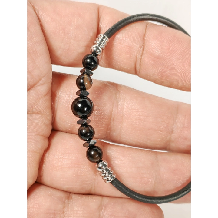 Siyah Akik Taşlı Yaylı Bileklik – Güç, Denge ve Stres Azaltıcı Enerji