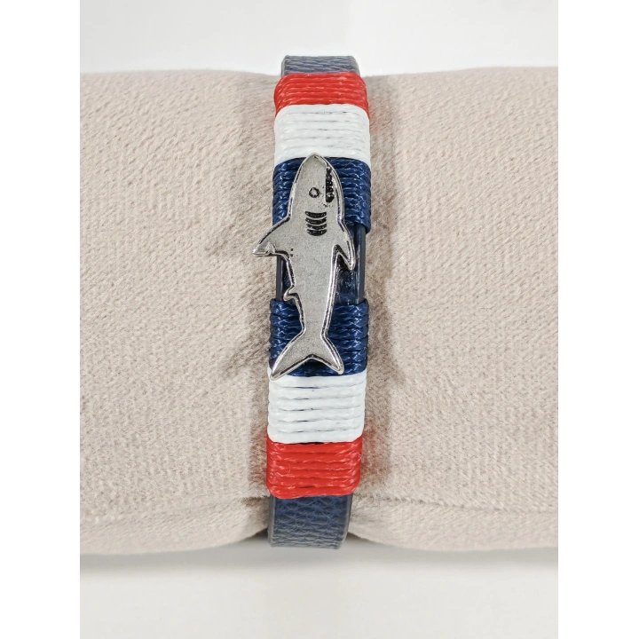 Deniz Temalı Köpekbalığı Figürlü Deri Bileklik – Güç, Cesaret ve Özgür Ruh