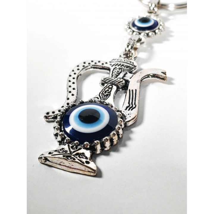 Nazar Boncuklu İbrik Figürlü Anahtarlık – Bereket, Koruma ve Geleneksel Sembol