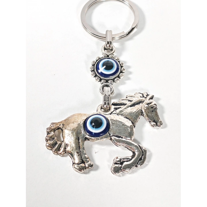 Nazar Boncuklu At Figürlü Anahtarlık – Güç, Özgürlük ve Koruyucu Enerji