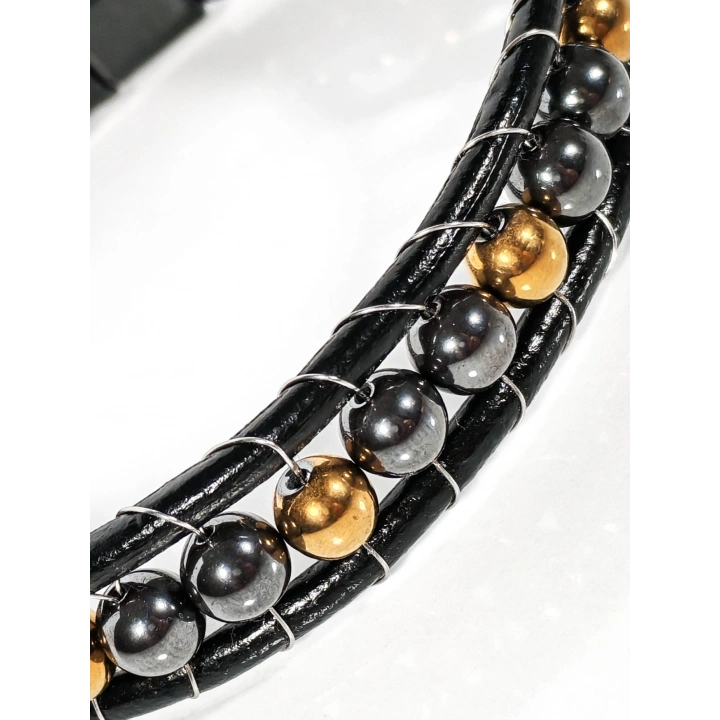 Hematit Taşlı Deri Bileklik – Güç, Denge ve Şıklık