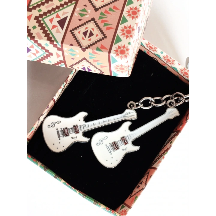 Beyaz İki Gitarlı Metal Anahtarlık