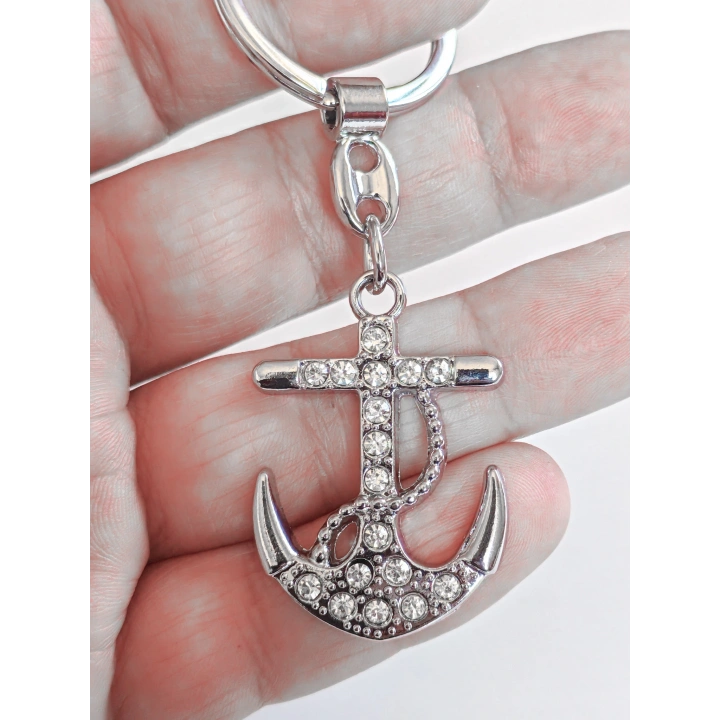Gümüş Renkli Taşlı Zarif Metal Çapa Anahtarlık