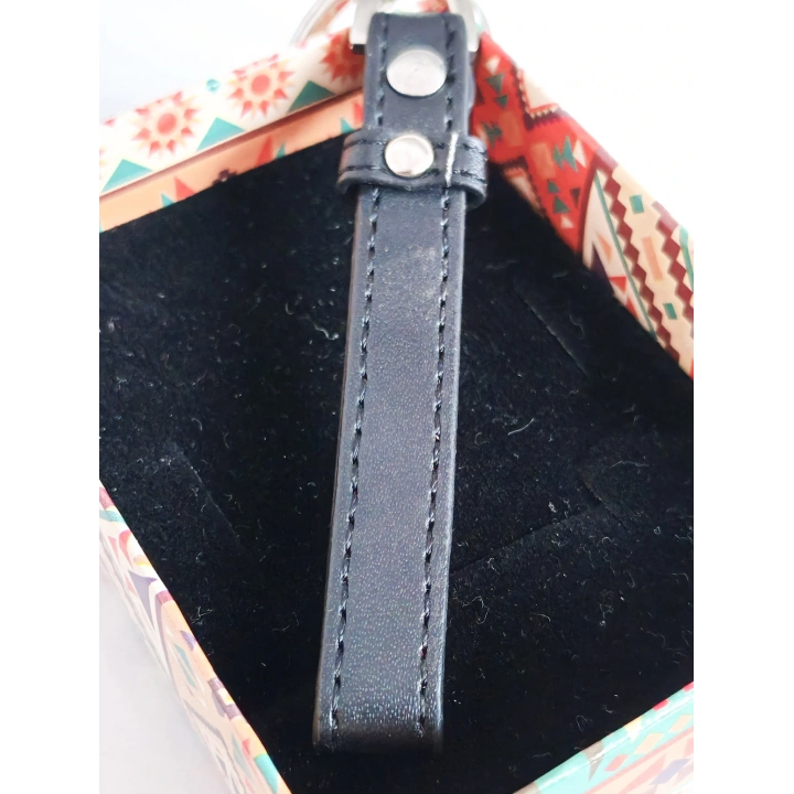 İnce Uzun Deri Anahtarlık