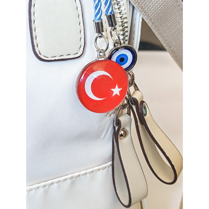 İpli Türk Bayraklı Nazar Boncuklu Cam Çanta Süsü