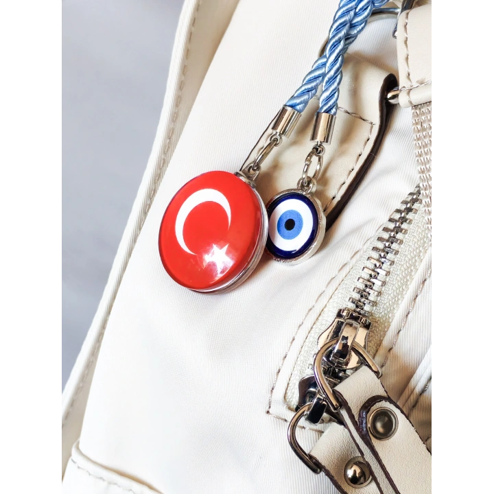 İpli Türk Bayraklı Nazar Boncuklu Cam Çanta Süsü