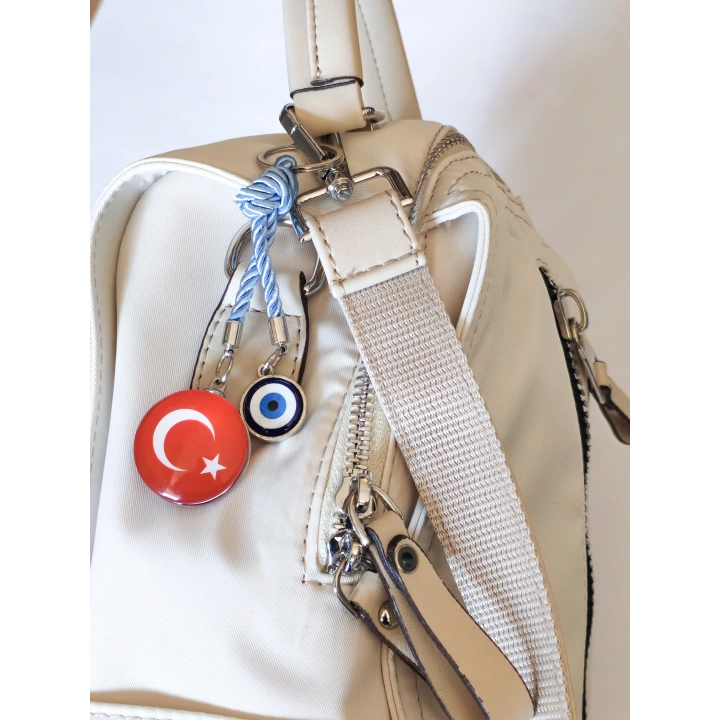 İpli Türk Bayraklı Nazar Boncuklu Cam Çanta Süsü