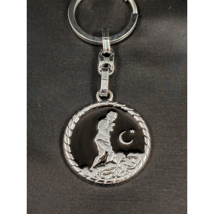 Atatürk Silüetli Siyah Metal Anahtarlık