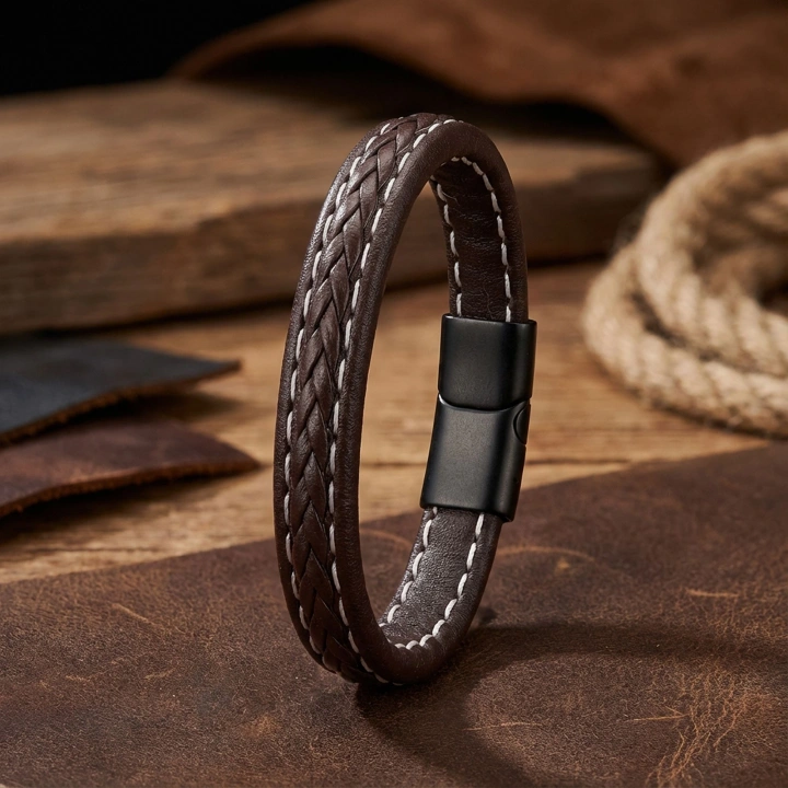 Moncuk Design  33513B8D1Z