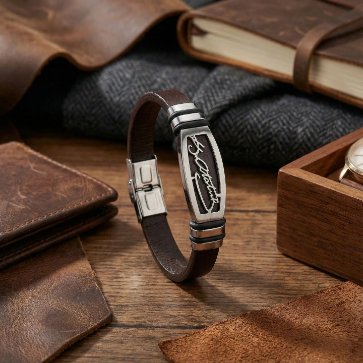 Moncuk Design  33514B23DD5