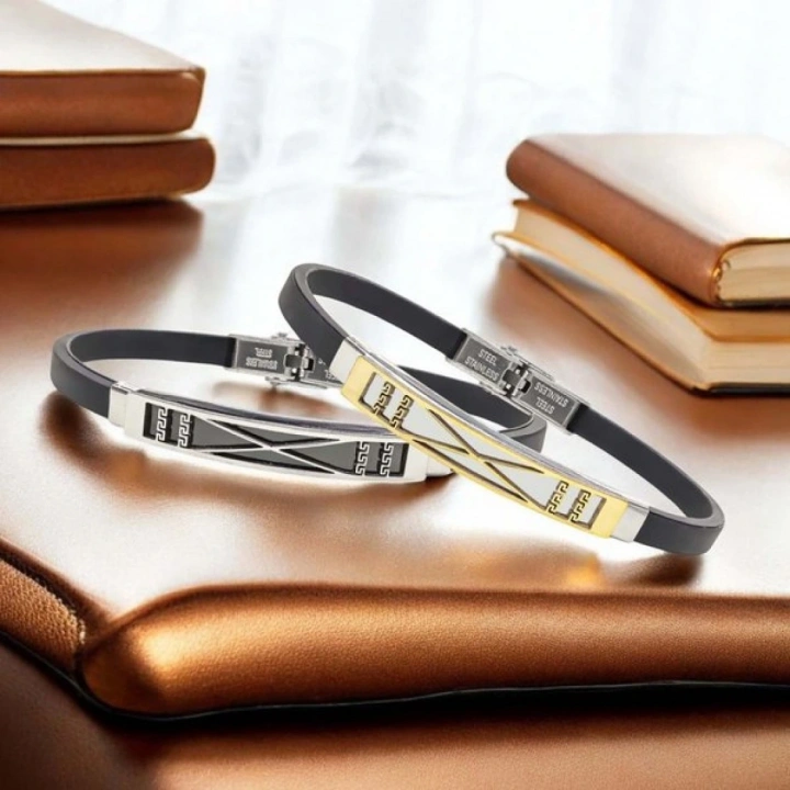 Moncuk Design Desenli Çelik Bileklik 3351SCB004