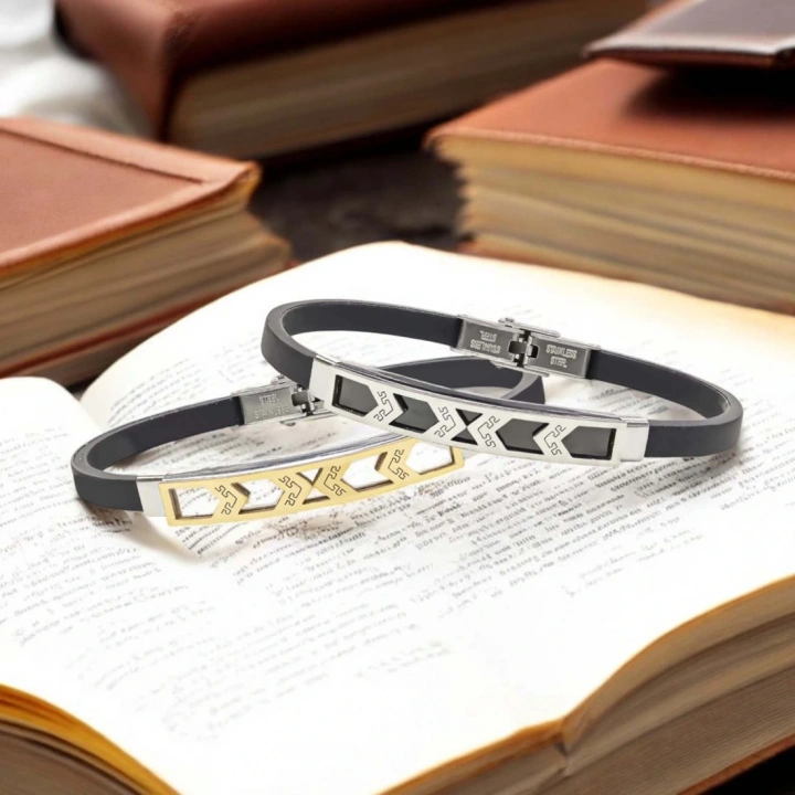 Moncuk Design Desenli Çelik Bileklik 3351SCB006