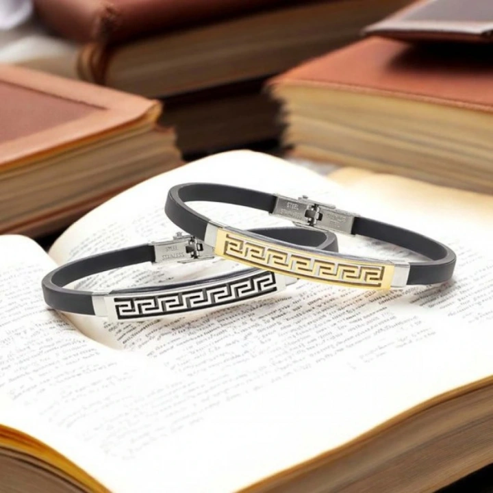 Moncuk Design Desenli Çelik Bileklik 3351SCB017