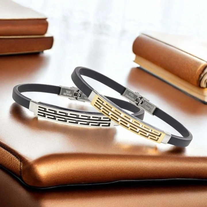 Moncuk Design Desenli Çelik Bileklik 3351SCB018